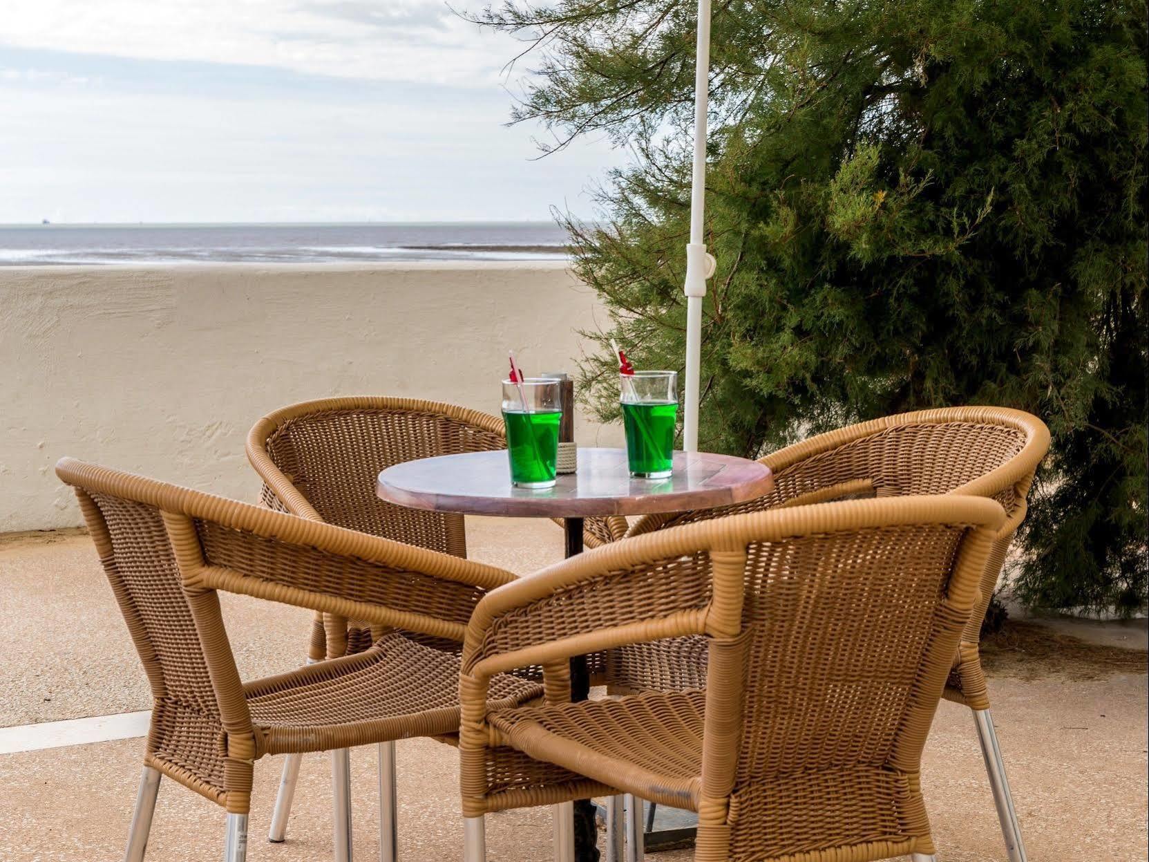 Acadie Saint Victor - Hotel Restaurant - Face Mer - Chatelaillon Plage Kültér fotó